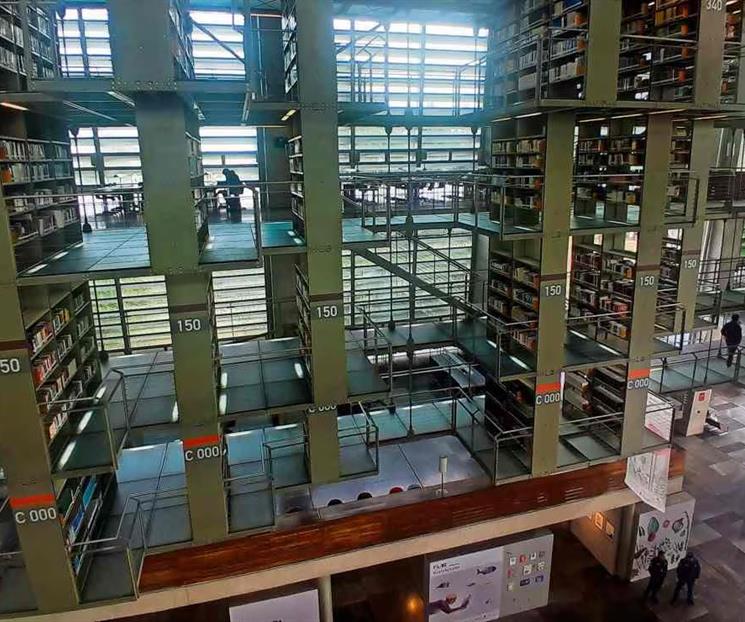 Dan plazas y mantenimiento a la Biblioteca Vasconcelos