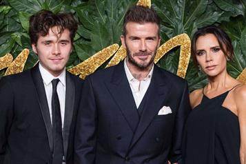 Asegura Brooklyn Beckham ruptura con su familia