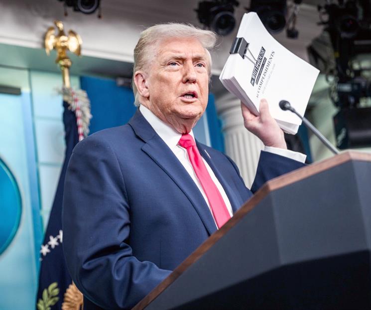 Desea Trump atacar a narcoterroristas en tierra