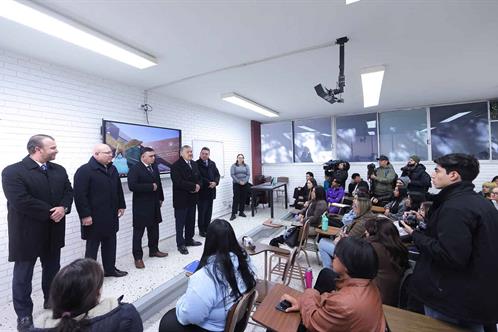 Da Rector bienvenida a 220 mil estudiantes