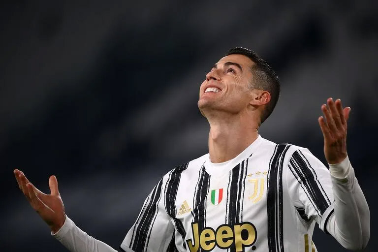 Gana Ronaldo demanda a la Juve por 10 mdd