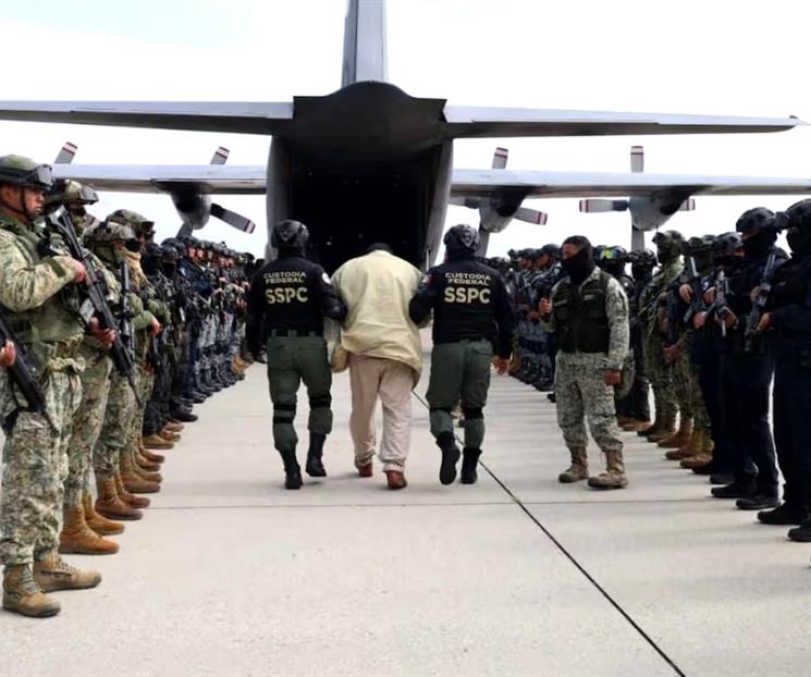 Mandan tercera ola de capos a EU