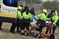 Trasladan v&iacute;a a&eacute;rea a lesionado en accidente vial