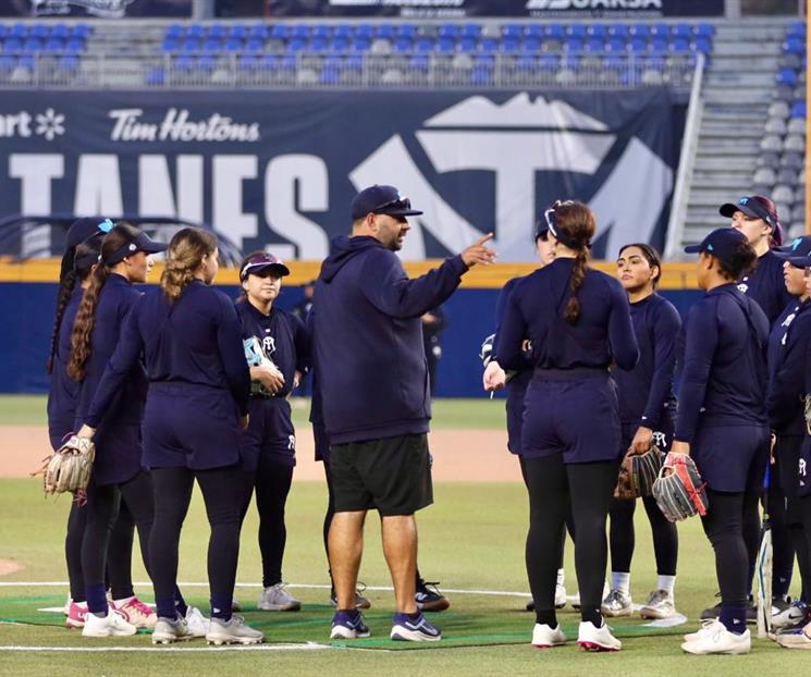 Abren fuego las Sultanes Abren fuego las Sultanes