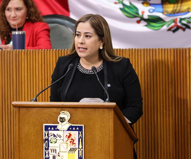 Presentan iniciativa contra la violencia a mujeres Presentan iniciativa contra la violencia a mujeres
