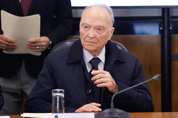 Defiende Gertz Manero a M&eacute;xico en Europa