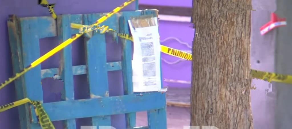 Elementos de la Fiscal&iacute;a General de Justicia del Estado, realizaron un cateo en una vivienda de la colonia Villa Azul en el municipio de Garc&iacute;a, donde el pasado martes fue ejecutada una pareja.