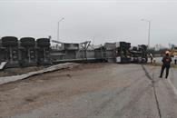 Vuelca pipa en Anillo Perif&eacute;rico