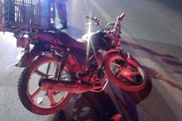 Lesiona a repartidor con su camioneta