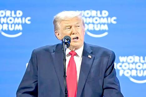 Amaga Trump con aranceles del 100% para Canad&aacute;