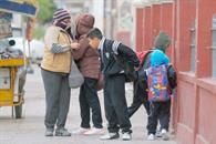 Dejan a criterio de los padres asistencia a clases por el fr&iacute;o