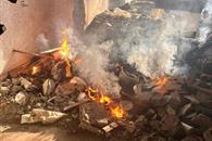 Queman basura dentro de exarena Coliseo Queman basura dentro de exarena Coliseo