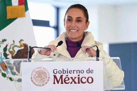 Resalta Sheinbaum aumento de 25% en ingresos aduaneros