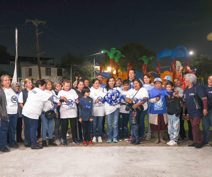 Inaugura Daniel Carrillo un par de plazas p&uacute;blicas