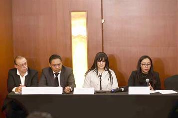 Demandan familiares por entrega de capos a EU