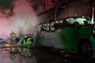 Se incendian dos autobuses Se incendian dos autobuses