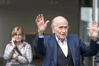 Pide Joseph Blatter no ir al mundial en Estados Unidos