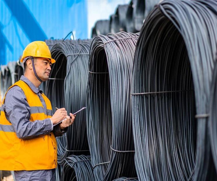 Asegura Canacero que acereras operan a menos del 60%