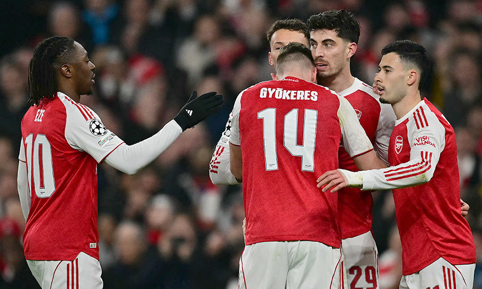 Arsenal termina de l&iacute;der en la Champions