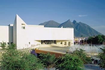 Presentan exposici&oacute;n sobre bolet&iacute;n de arte moderno