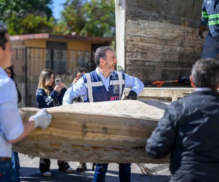 Mejoran entorno urbano de la colonia Hidalgo