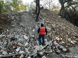 Sancionar&aacute; CONAGUA a constructora por tirar escombro en arroyo