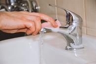 Cinco trucos para limpiar tu ba&ntilde;o y dejarlo reluciente