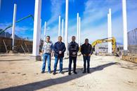 Supervisa Adri&aacute;n avances en obras del C4 norte