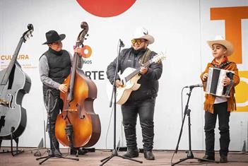 Rinden homenaje a Don Antonio Tanguma