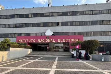 Advierte INE riesgo de ideologías extremas