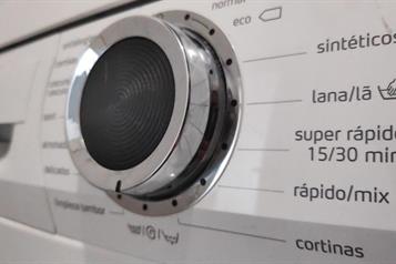 &iquest;Por qu&eacute; se recomienda poner una taza de vinagre en la lavadora?