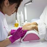 U&ntilde;as con estrellas para lucir en febrero