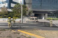 Evacuan a 90 personas tras choque y fuga de gas en Monterrey