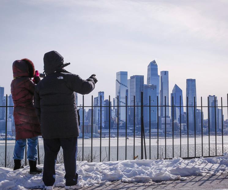 Azota tormenta de nieve a EU