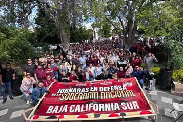 Protestan morenistas contra la intervenci&oacute;n extranjera