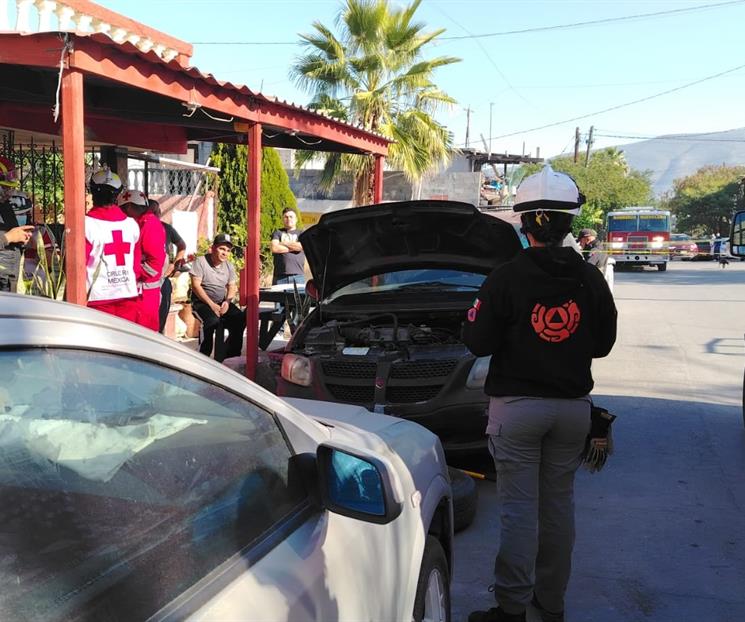 Muere mec&aacute;nico tras caerle auto encima