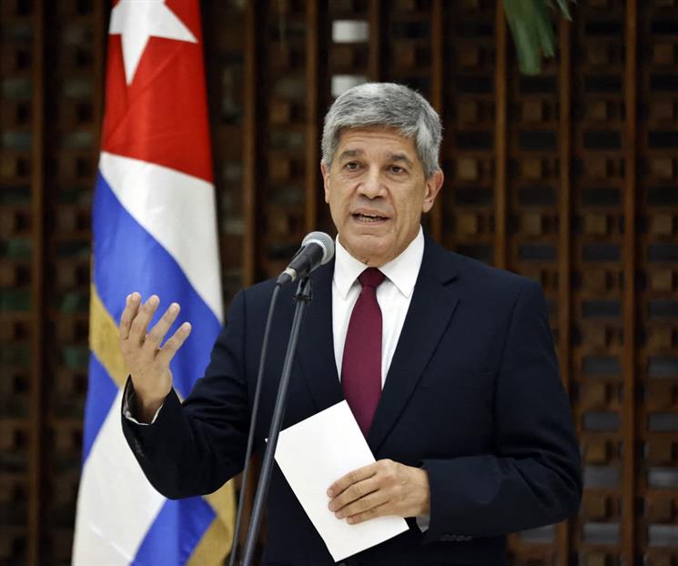 Afirma Trump que México dejará de enviar petróleo a Cuba Afirma Trump que México dejará de enviar petróleo a Cuba