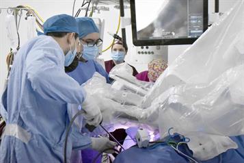 Practica el IMSS de NL operaciones con cirug&iacute;a rob&oacute;tica