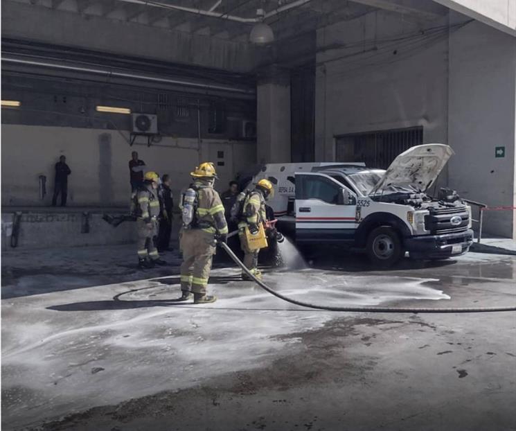 Se incendia cami&oacute;n de valores