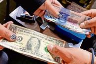 Caen remesas 4.56% en 2025 por redadas del ICE