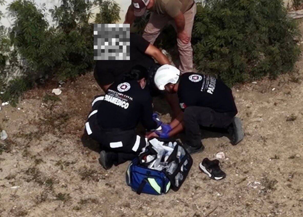 Un hombre termin&oacute; con lesiones de consideraci&oacute;n al caer accidentalmente de la segunda planta de su vivienda, cuando realizaba limpieza en el municipio de Linares.