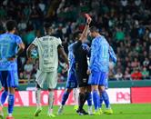 Le dan un juego de suspensi&oacute;n a Gignac 