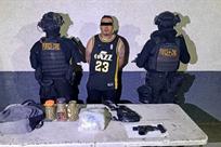 Detienen a sujeto con arma de fuego