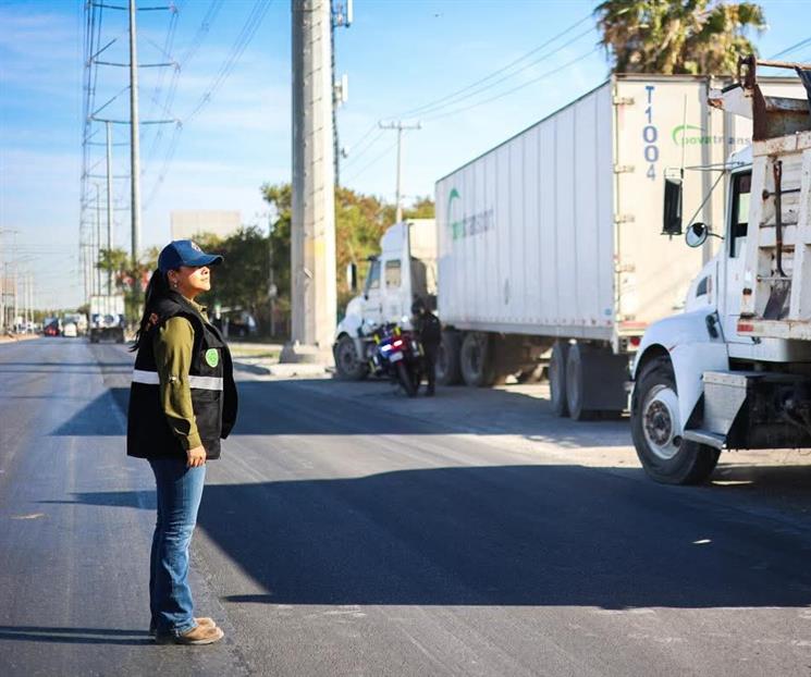 Refuerzan operativos contra camiones de carga contaminantes Refuerzan operativos contra camiones de carga contaminantes