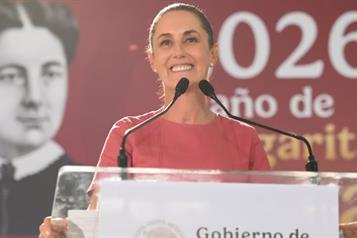 Afirma Sheinbaum que el pa&iacute;s no se vende ni se rinde