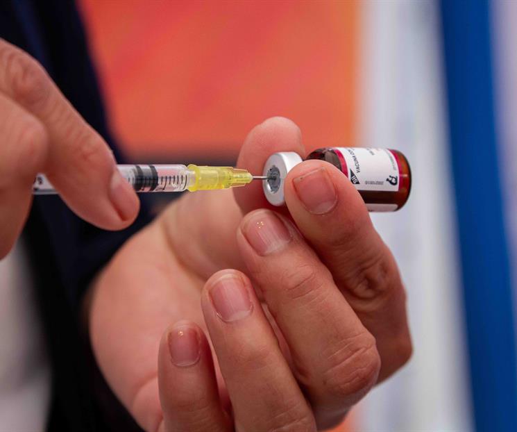 Con vacunas, M&eacute;xico atiende casos de sarampi&oacute;n: Sheinbaum