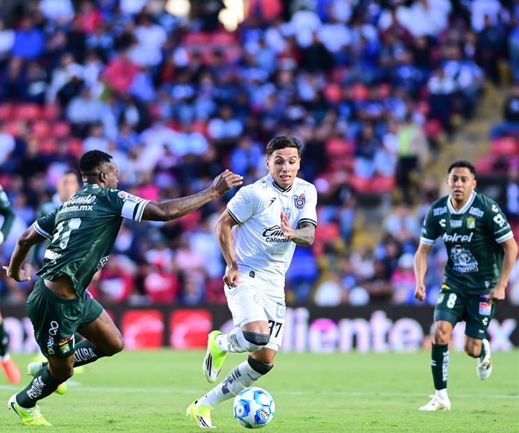 El Le&oacute;n ya no asusta ni a los Gallos