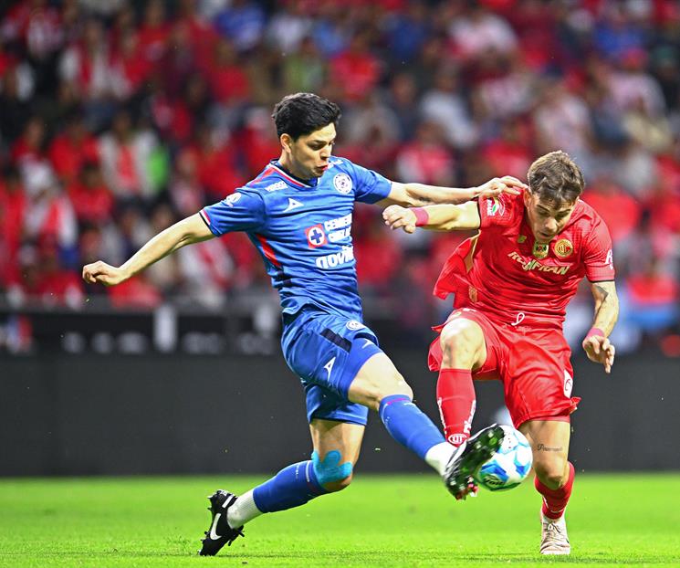 Cruz Azul arranca punto al Toluca