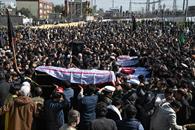 Llora Pakist&aacute;n a las v&iacute;ctimas del ataque suicida