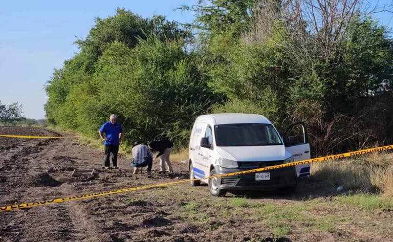 Notifican a familias hallazgo de cuerpos en fosas